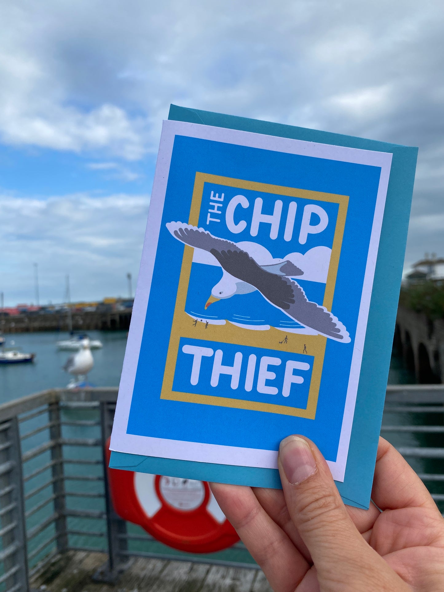 The Chip Thief Seagull greeting card, Cheeky seaside theme!