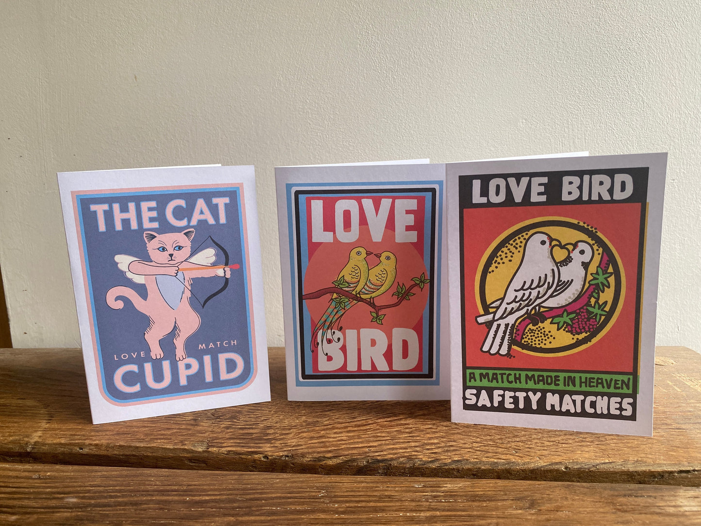 Love Bird Greeting card, Spread the love, Quirky love bird design